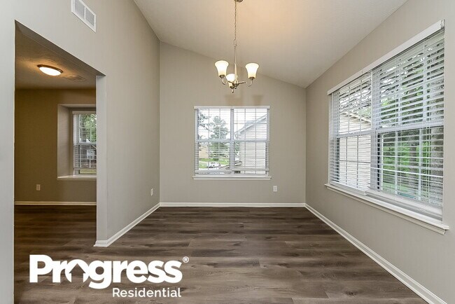 Building Photo - 4471 Princeton Terrace