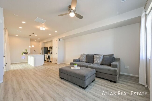 Foto del edificio - 110 S Trussville St