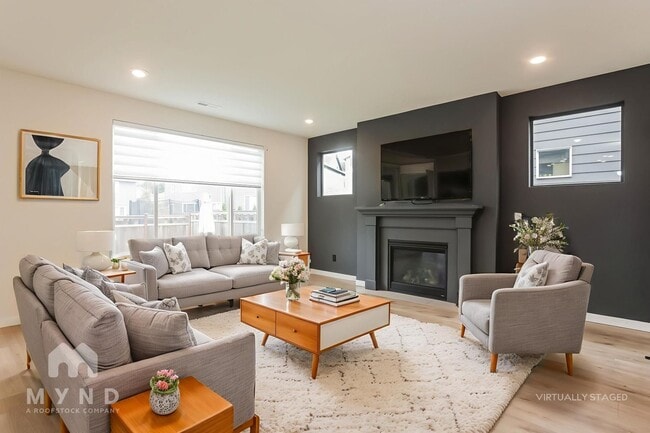 Foto del edificio - 33310 Crystal Ave SE