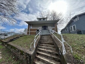 Building Photo - 4005 40th Ave N