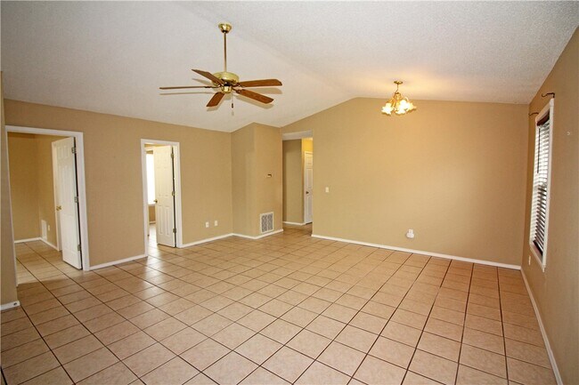 Foto del edificio - 207 SE 17th St
