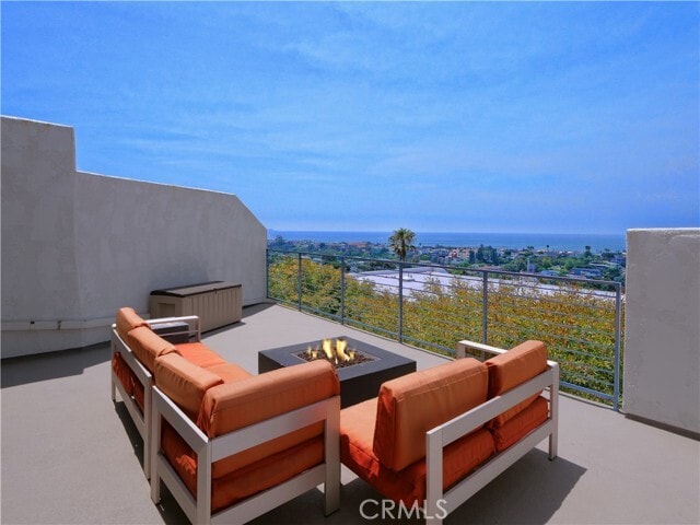 Foto del edificio - 736 Gould Ave