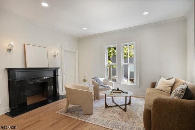 Foto del edificio - 58 Ridgeway Ave