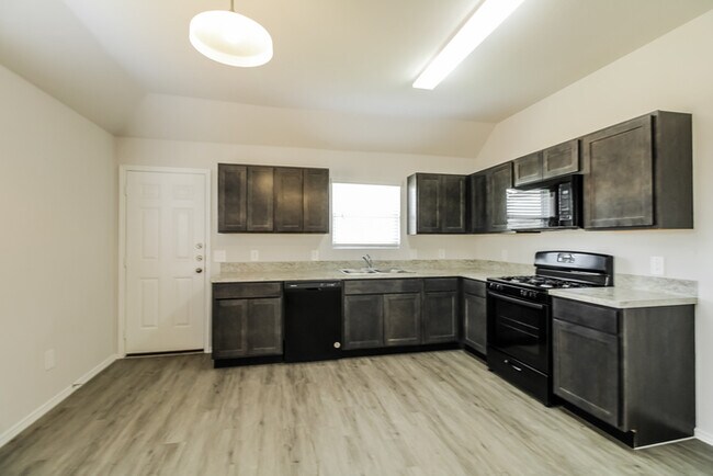 Foto del edificio - 13414 Musky Dr