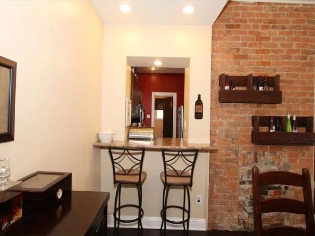 Foto del edificio - 3900 Edwards Rd