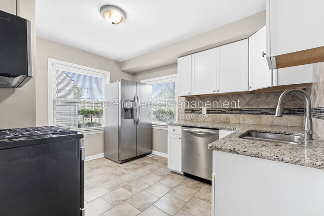 Foto del edificio - 12985 Walnut St
