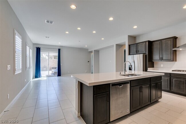 Foto del edificio - 10743 Skye Lily Ave