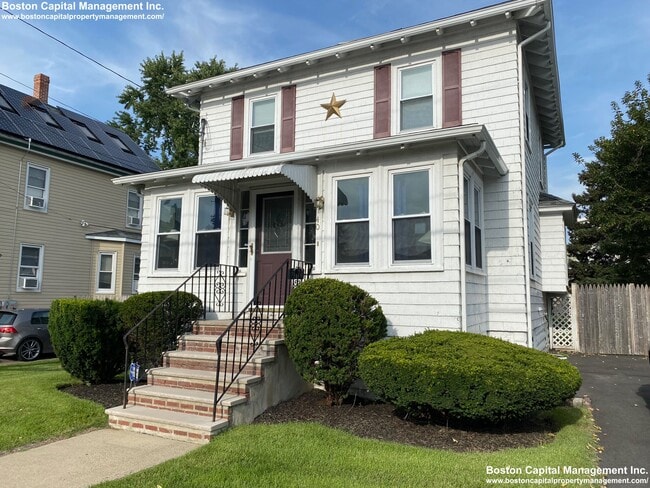 Building Photo - 40 Bellvale St