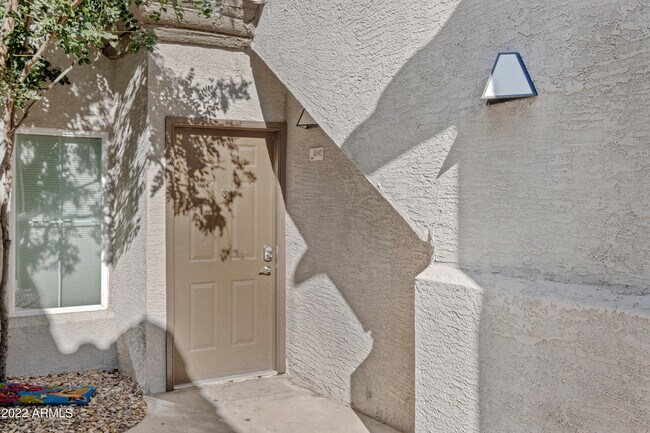 Foto del edificio - 3236 E Chandler Blvd