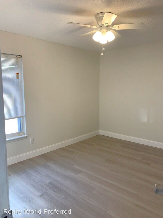 Building Photo - 3 br, 2 bath House - 1416 Eagle Lane