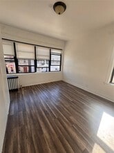 Building Photo - 583 Van Nest Ave