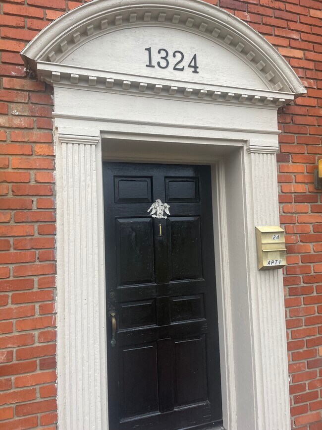 Foto del edificio - 1324 5th Ave