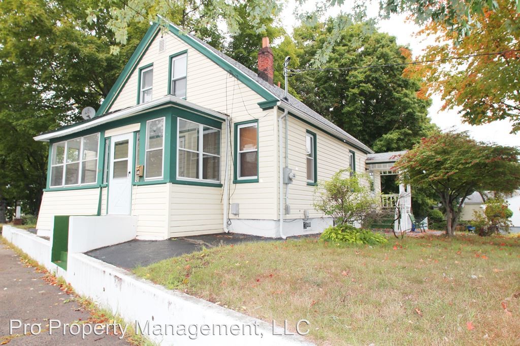 Primary Photo - 3 br, 2 bath House - 137 Eastern Street