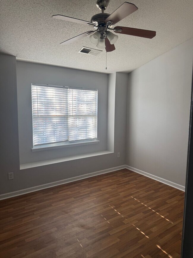 Foto del edificio - Charming Townhome