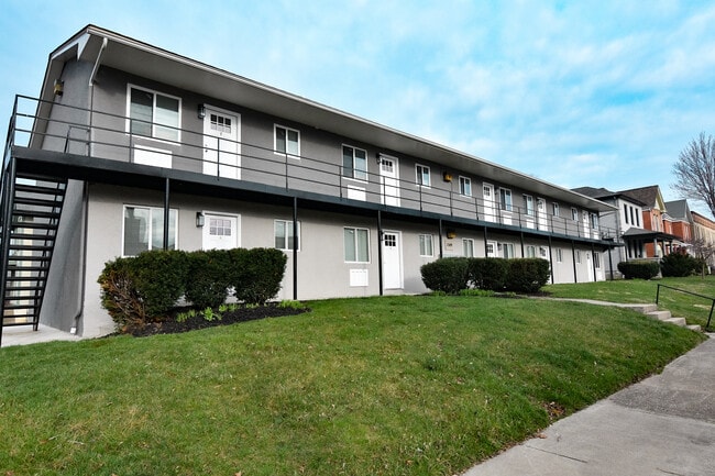 Building Photo - 1309 Indianola Ave