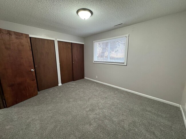 Foto del edificio - 6248-6250 45th St N