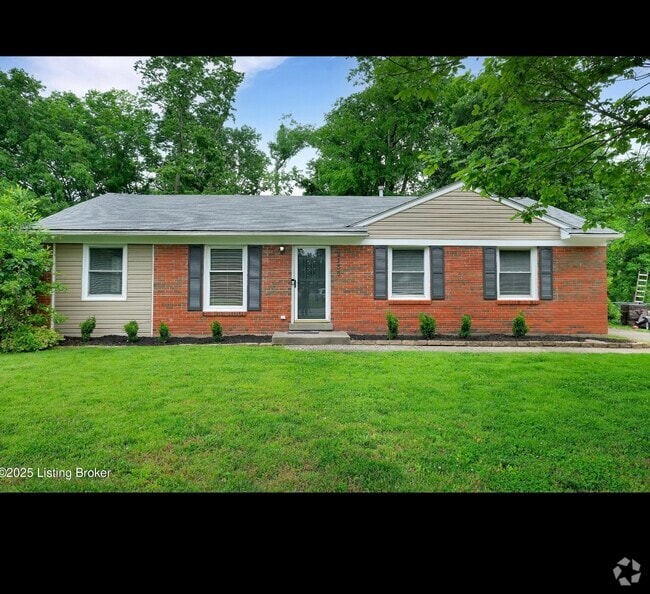 Building Photo - 2133 Dogoon Dr