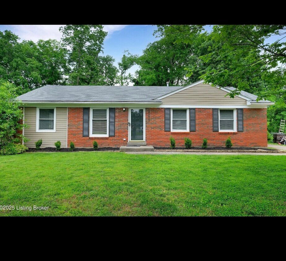 Primary Photo - 2133 Dogoon Dr