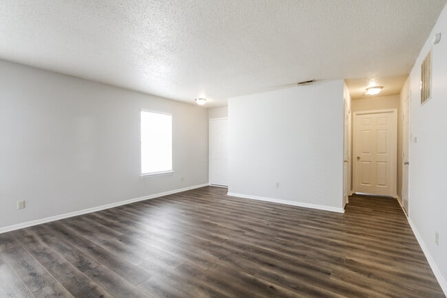 Building Photo - 2276 Providence Ct