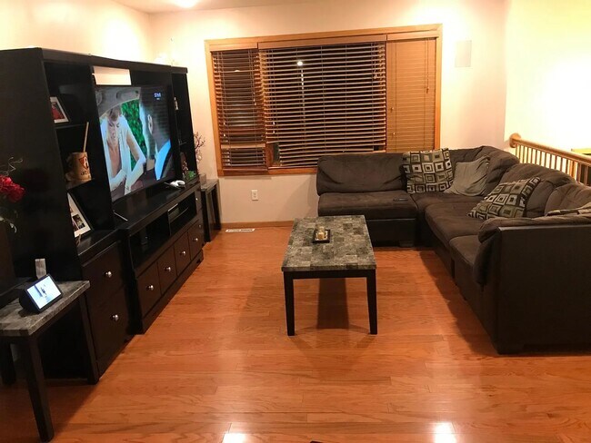Foto del edificio - 4904 Opal Ln NW