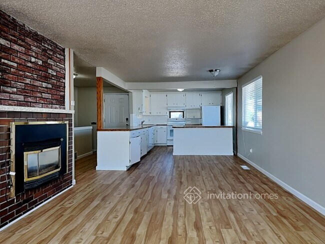 Building Photo - 5017 N Lexington St