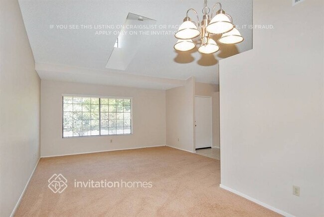Foto del edificio - 21739 Walnut St