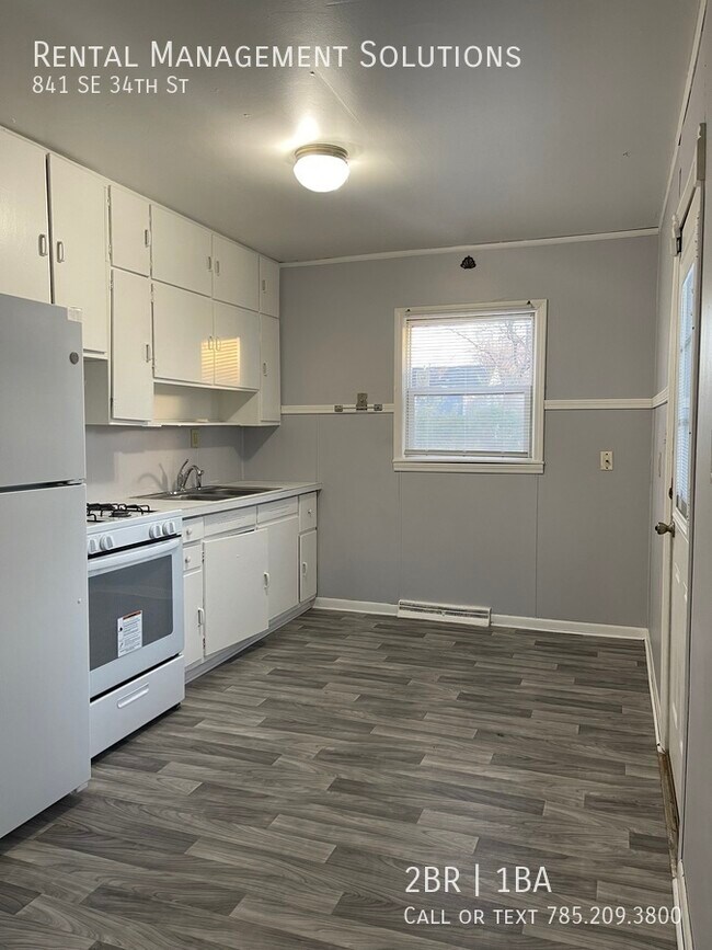 Foto del edificio - *MOVE-IN SPECIAL* 841 SE 34th St- 2 BED/1 ...