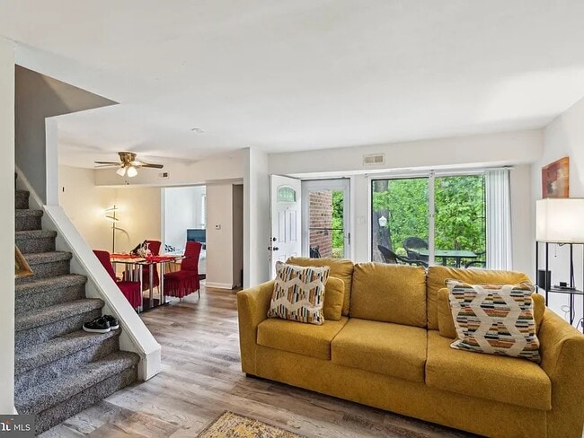 Foto del edificio - 1008 Timber Creek Rd