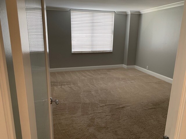 Master Bedroom - 400 E Colonial Dr