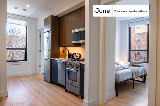 Foto del edificio - Room in Shared 4 bed/2 bath home