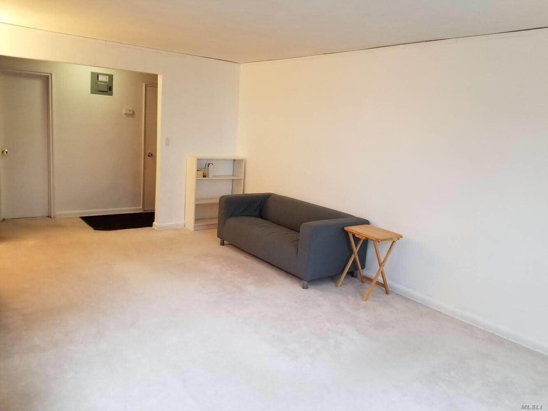 18212 Horace Harding Expy, Queens, NY 11365 House Rental in Queens, NY