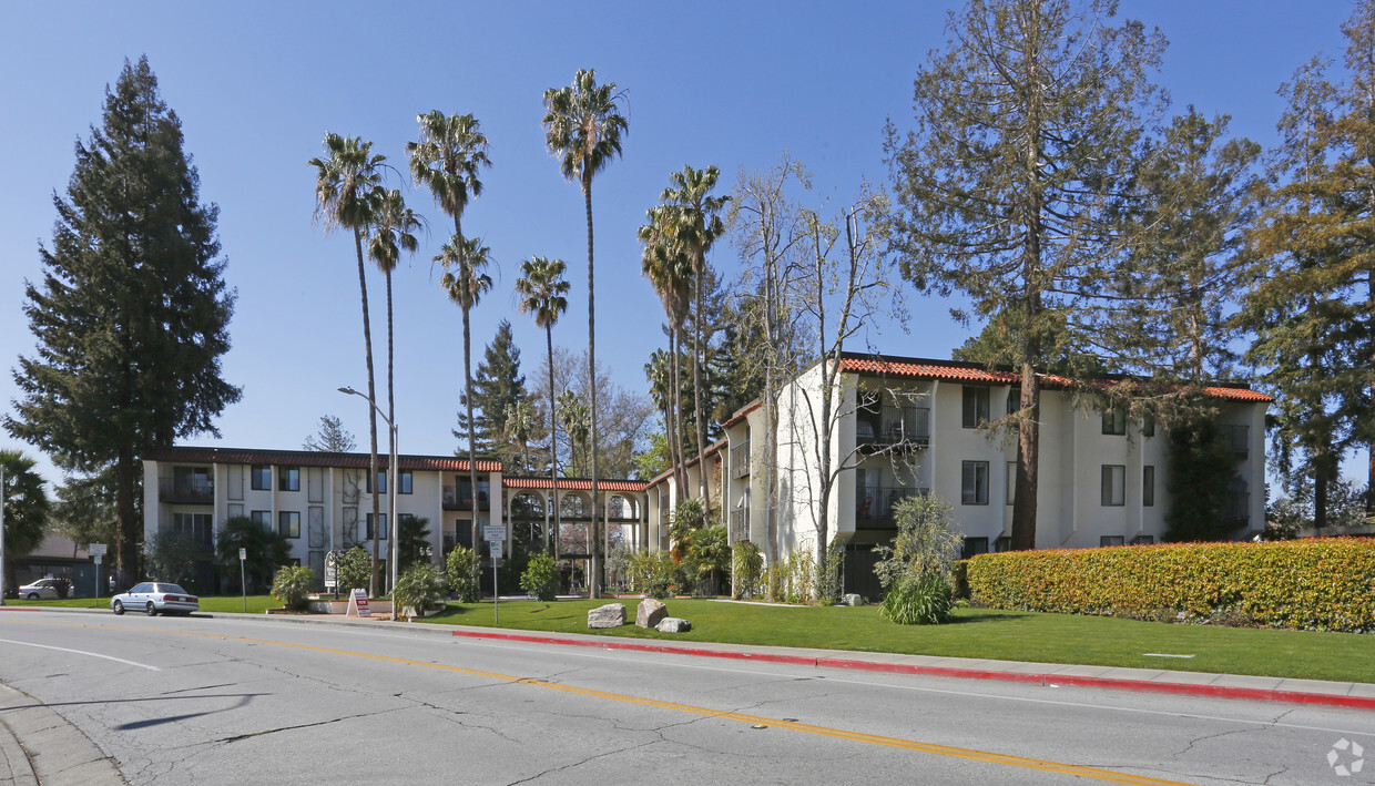 Primary Photo - Mission West Apartments