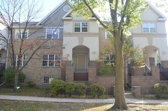 Building Photo - 1709 Carns Dr