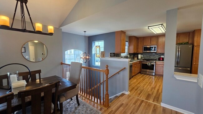 Building Photo - 540 Legend Ln