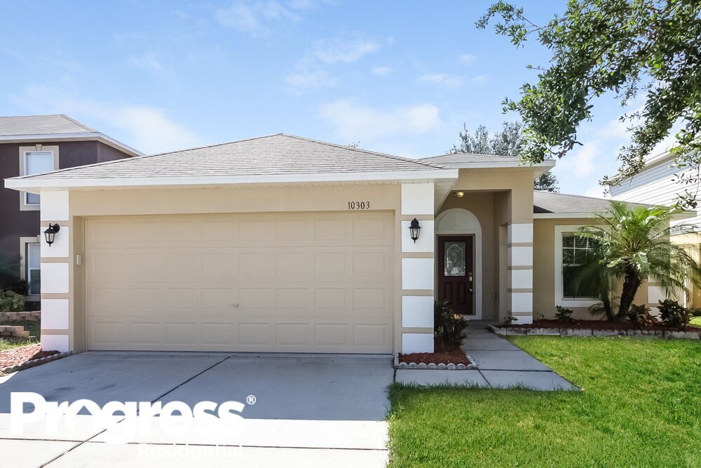 Primary Photo - 10303 Frog Pond Dr