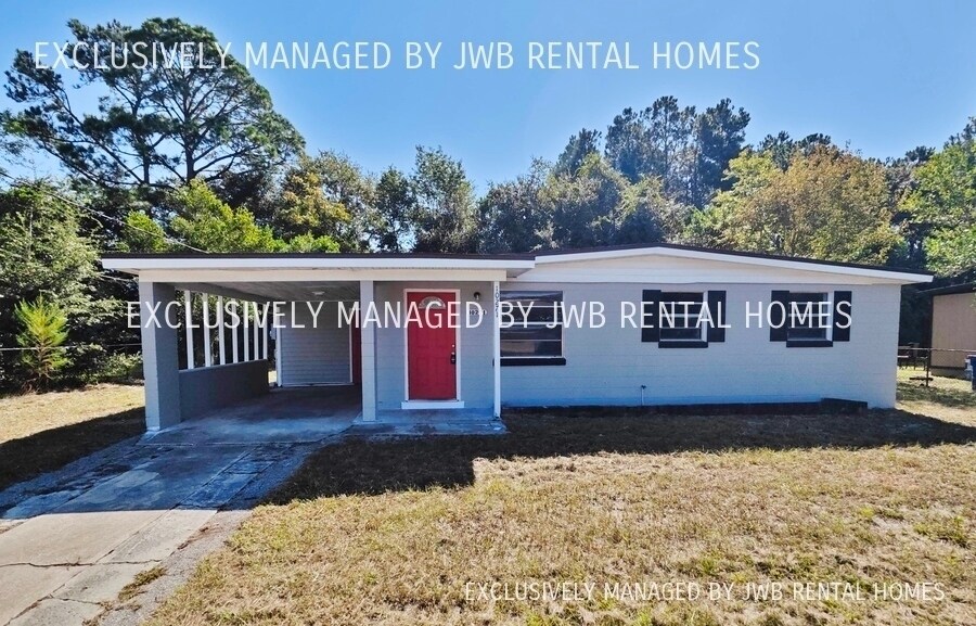 Foto principal - 10271 Monaco Dr