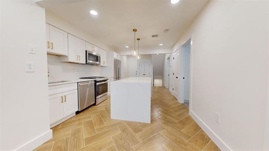 Spacious Kitchen - 2807 Central Ave