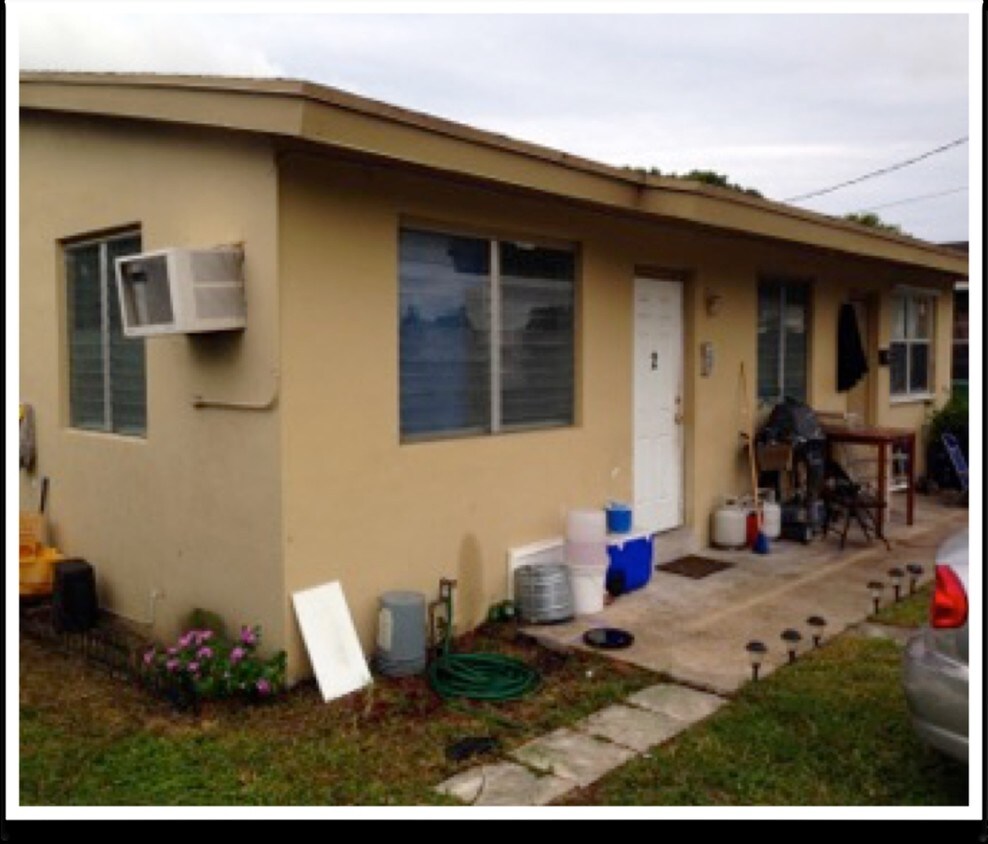 Primary Photo - 802 NW 6th Ave