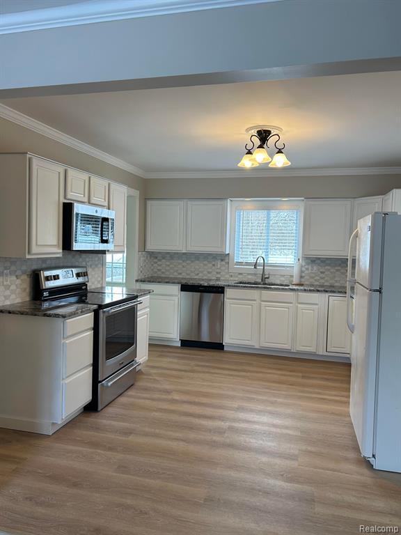 Foto del edificio - 4610 White Lake Rd