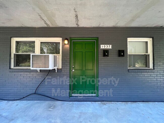 Foto del edificio - 1937 Morehead Ave