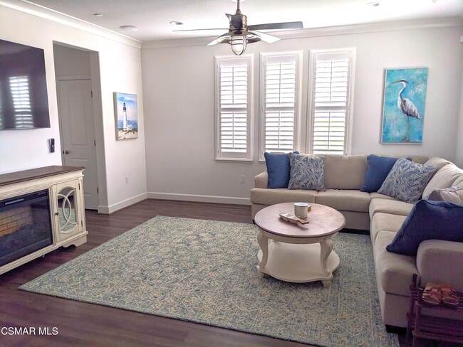 Building Photo - 217 9th St