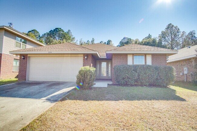 Foto del edificio - Spacious Brick 3BR/2BA Home with Open Floor Plan, Primary Suite, 2-Car Garage & Fenced Backyard N...