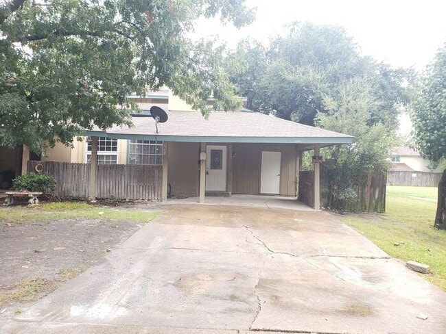 Photo - 2621 San Sabastian Cir (Grand Prairie, TX) House