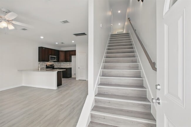 Foto del edificio - 16884 Kempwood