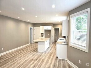 Building Photo - 39 Fiske St