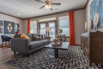 2 Br, Living Room - Willowbend