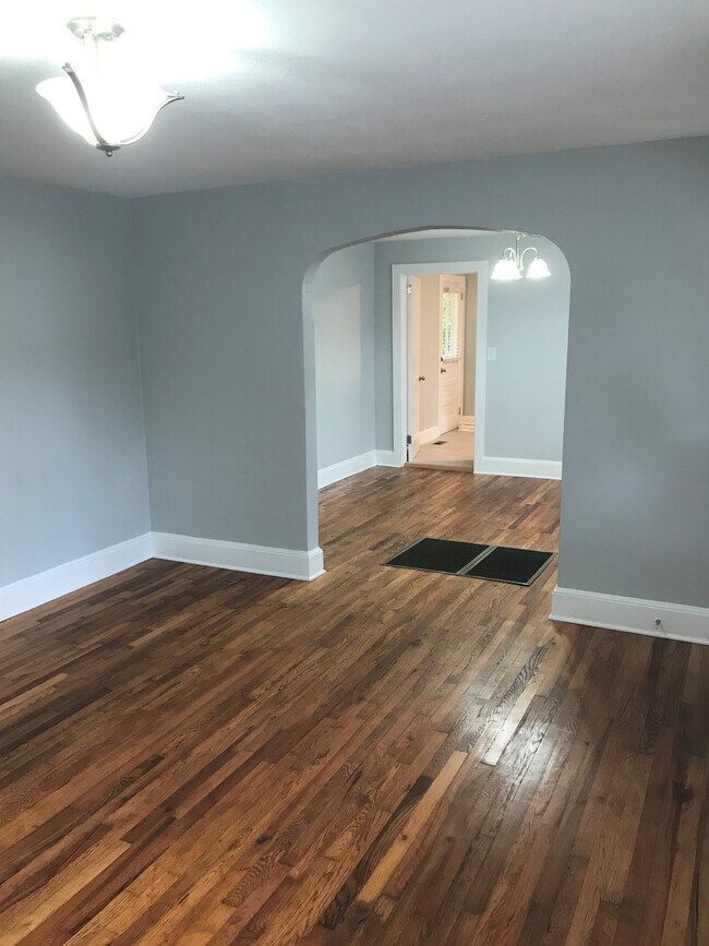 Foto del edificio - 620 Belvoir Hts