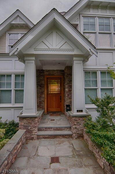 Foto del edificio - 21 N Mountain Ave