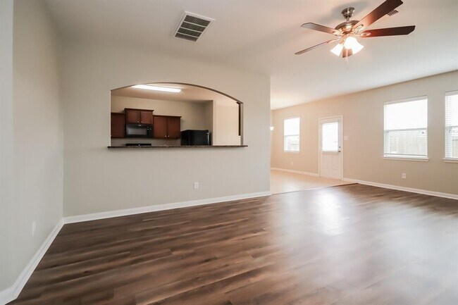 Foto del edificio - 12053 Fairquarter Ln