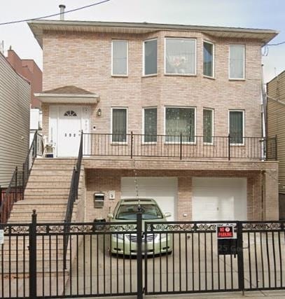 Building Photo - 352 4th St
